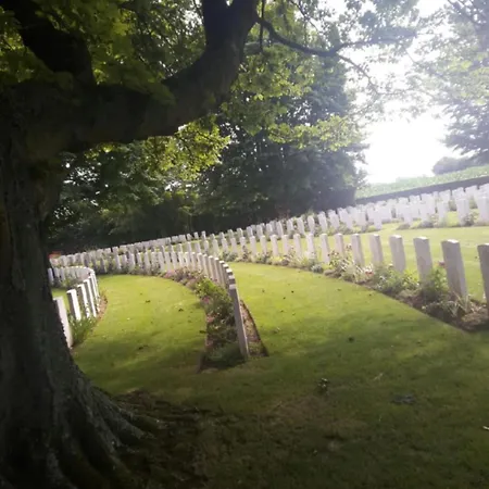 Ferienhaus La Ruee Vers L'aure *