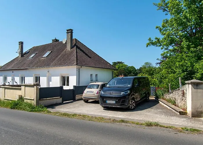 Holiday home La Ruee Vers L'aure